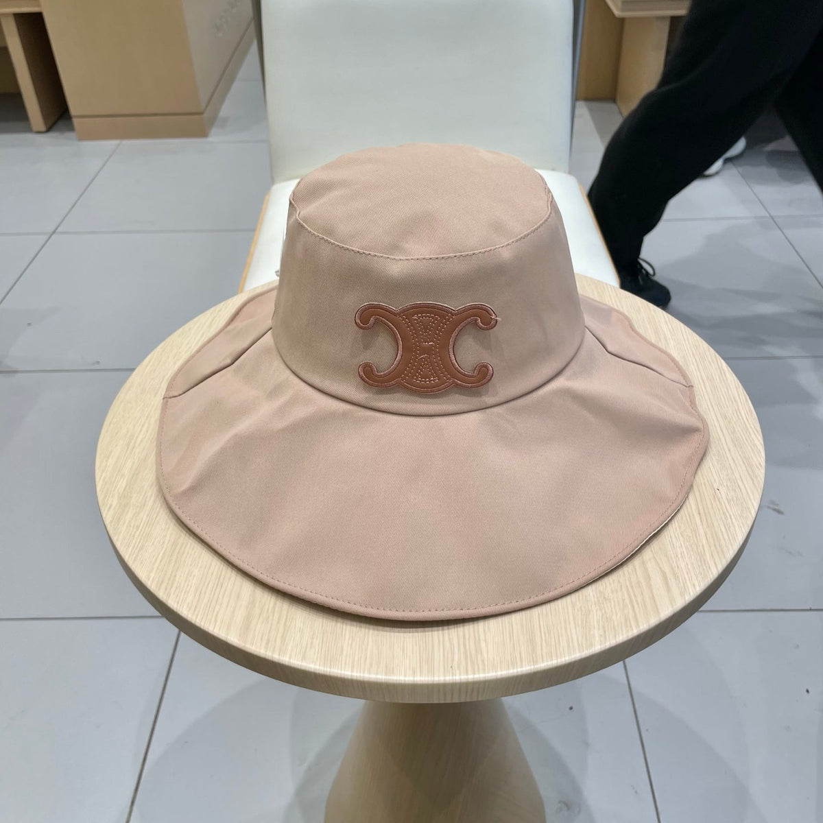 CELINE 25S BUCKET HAT 735012 IN BEIGE