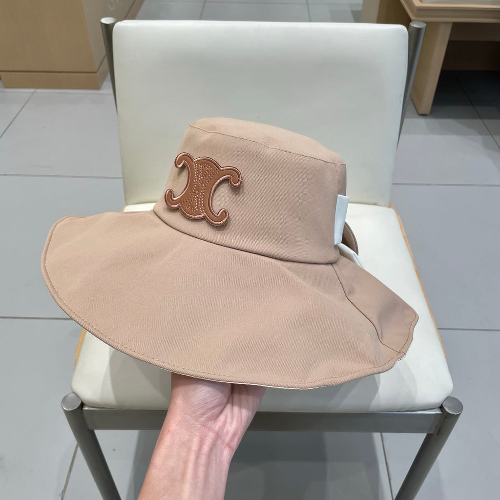 CELINE 25S BUCKET HAT 735012 IN BEIGE